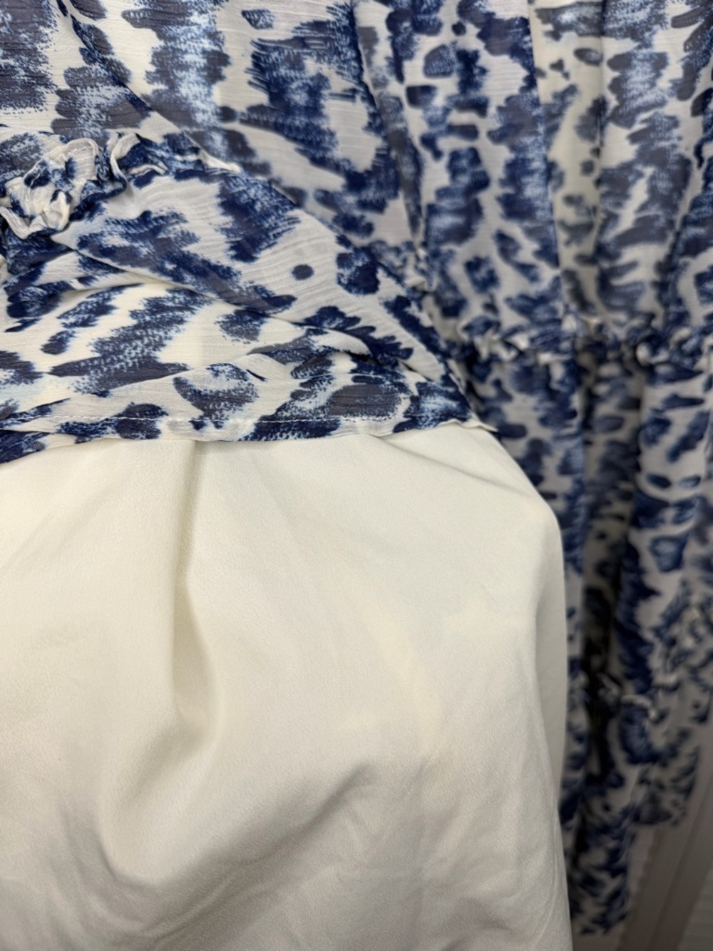 ELOQUII Elements Sleeveless Ruffle Trimmed ANIMAL IKAT BLUE Size 18 - Picture 10 of 13